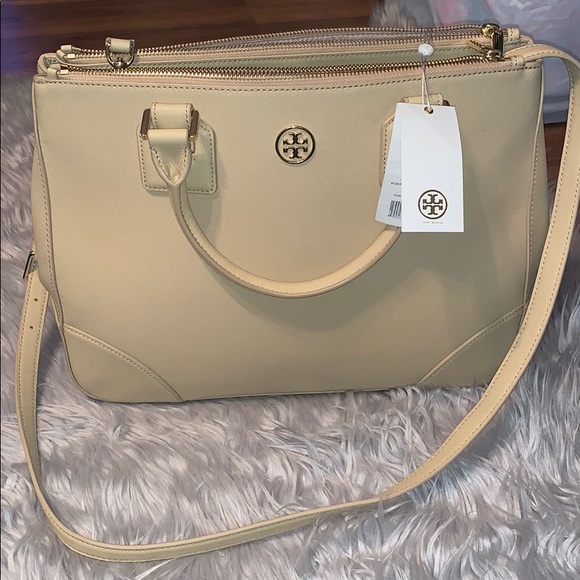 Tory Burch Handbags - Tory Burch Robinson Dble Zip Saffiano Leather Tote